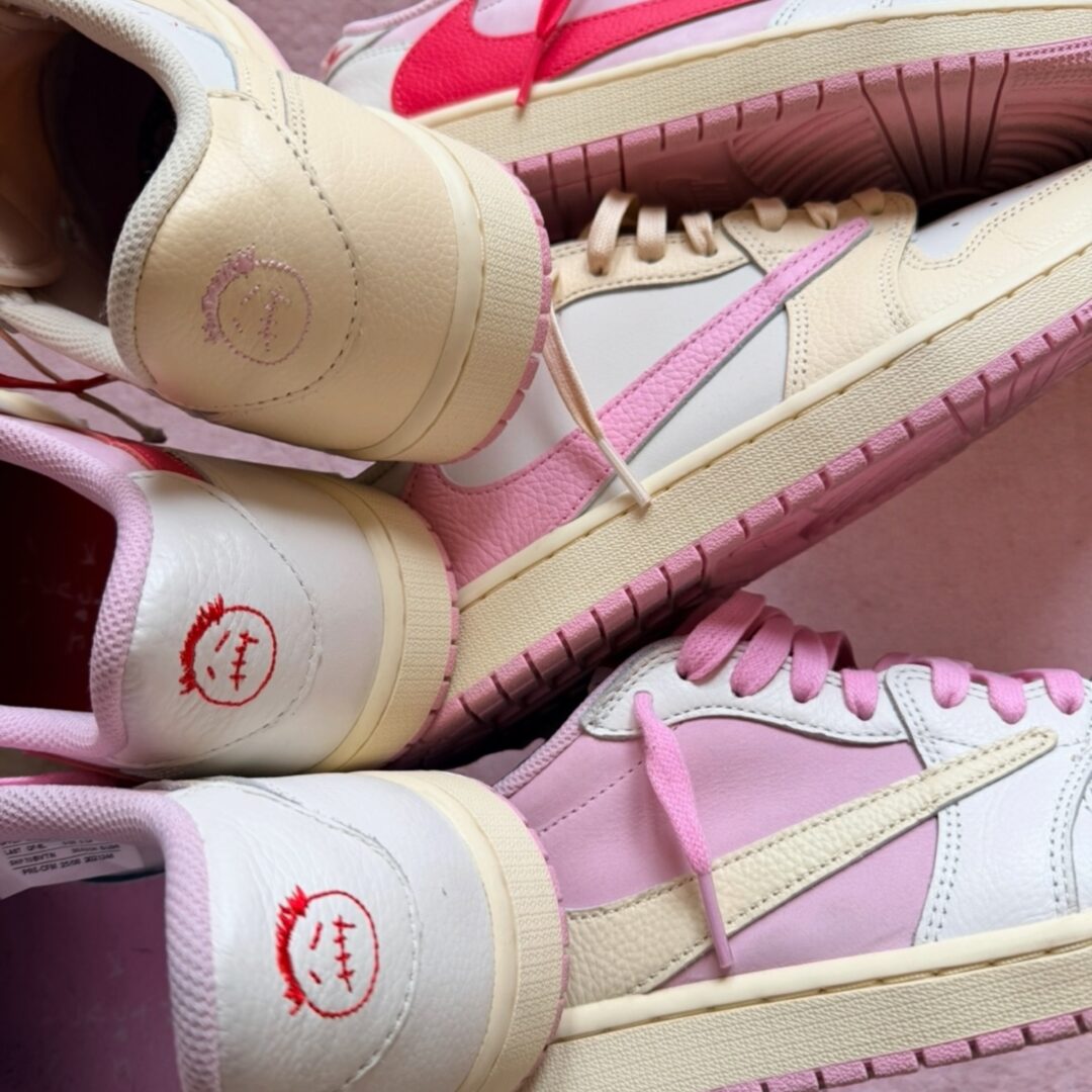 【2026年 5/29 発売】Travis Scott × NIKE AIR JORDAN 1 RETRO LOW OG SP “Sail/Shy Pink” (トラヴィス・スコット ナイキ エア ジョーダン 1 ロー “セイル/スカイピンク”) [IQ7604-100/IQ7604-101]