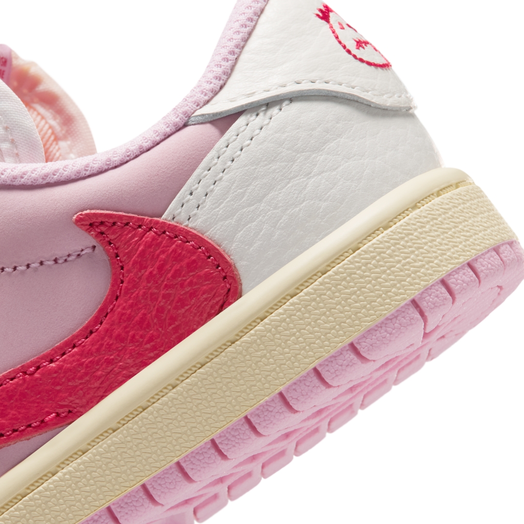 【2026年 5/29 発売】Travis Scott × NIKE AIR JORDAN 1 RETRO LOW OG SP “Sail/Shy Pink” (トラヴィス・スコット ナイキ エア ジョーダン 1 ロー “セイル/スカイピンク”) [IQ7604-100/IQ7604-101]