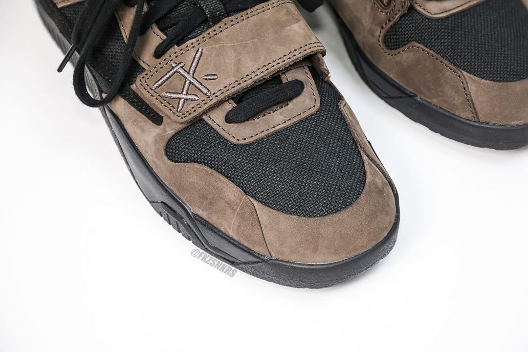 【2024年 10/4 発売】TRAVIS SCOTT NIKE JORDAN JUMPMAN JACK TR “Dark Mocha/Black” (トラビス・スコット × ナイキ ジョーダン ジャンプマンジャック トレーナー “ダークモカ/ブラック”) [FZ8117-201]