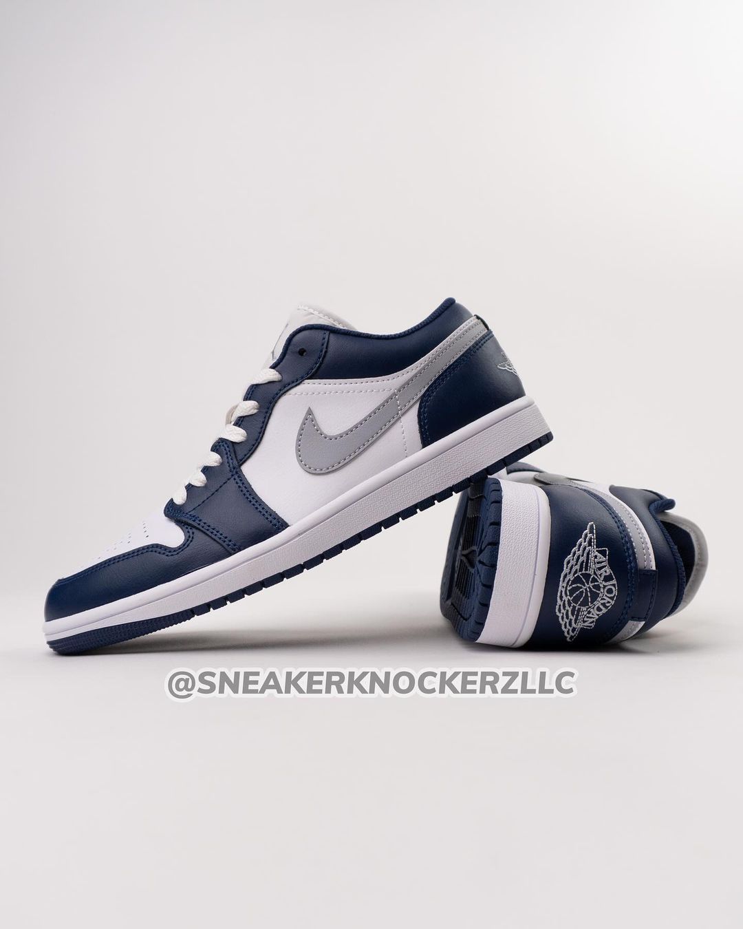 【2024年 発売予定】ナイキ エア ジョーダン 1 ロー “ホワイト/ネイビー/グレー” (NIKE AIR JORDAN 1 LOW “White/Navy/Grey”) [553558-141]