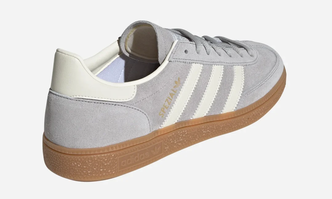 【国内発売】adidas Originals HANDBALL SPEZIAL “Grey Two/Cream White” (アディダス オリジナルス ハンドボール スペツィアル “グレーツー/クリームホワイト”) [IF7086]