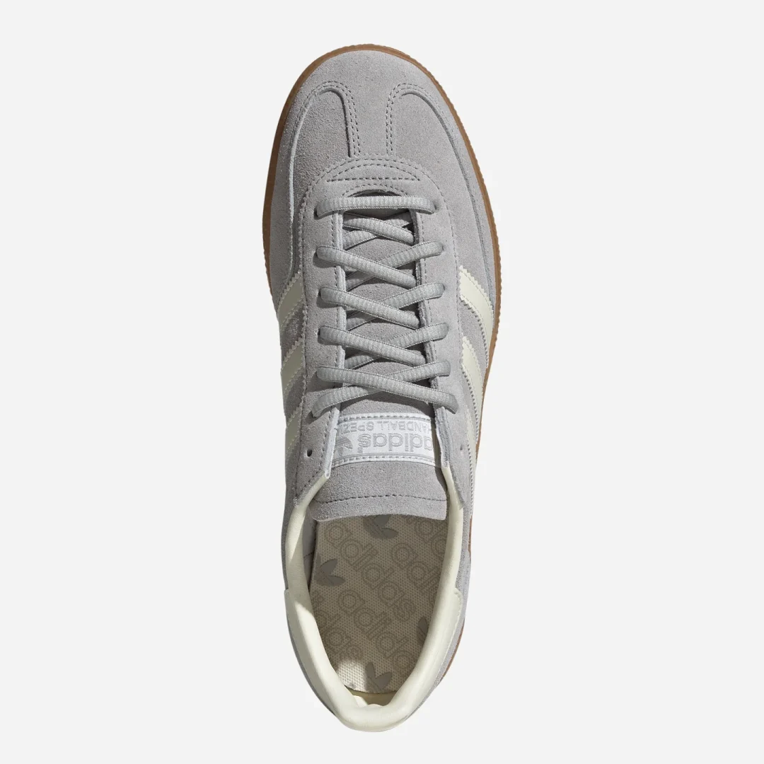 【国内発売】adidas Originals HANDBALL SPEZIAL “Grey Two/Cream White” (アディダス オリジナルス ハンドボール スペツィアル “グレーツー/クリームホワイト”) [IF7086]