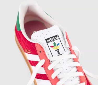 【海外発売】アディダス オリジナルス ガゼル インドア “オリンピック/スカーレット/ホワイト/ガム” (adidas Originals GAZELLE INDOOR “Olympic/Scarlet/White/Gum”) [IF9641]