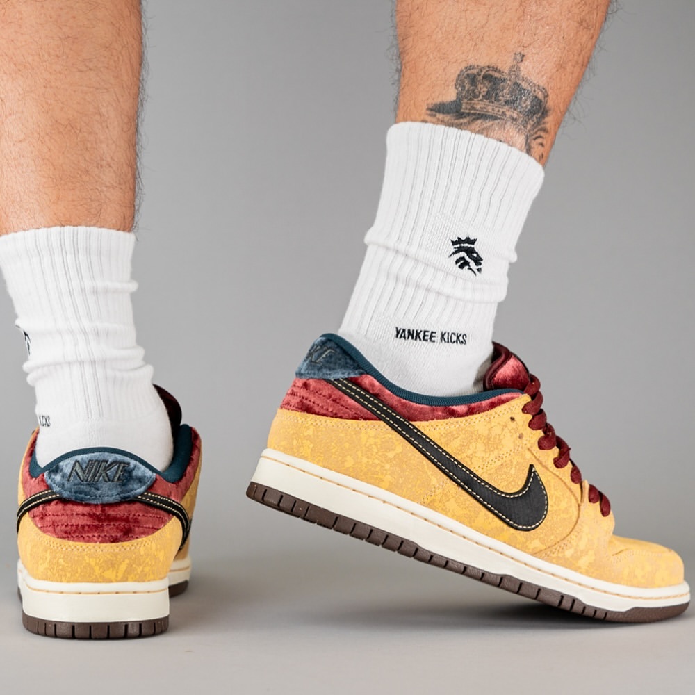 【国内 2024年 10/18 発売】NIKE SB DUNK LOW “City Of Cinema” (ナイキ ダンク ロー “シティ オブ シネマ”) [FZ1278-200]