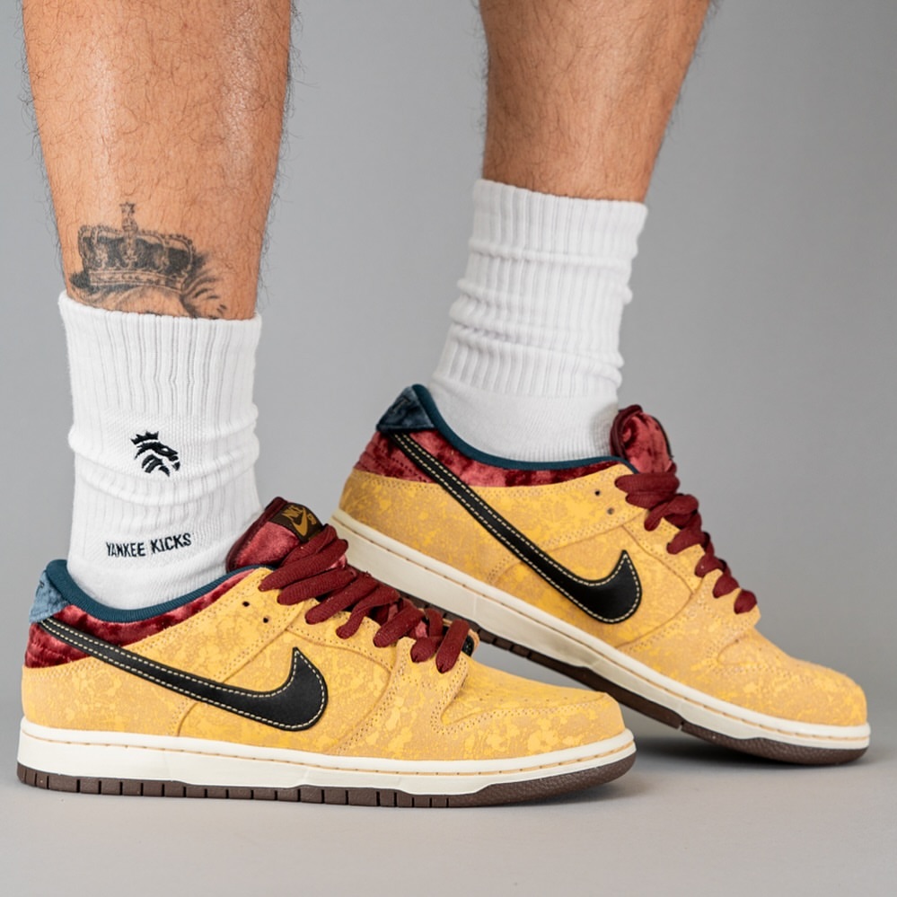 【国内 2024年 10/18 発売】NIKE SB DUNK LOW “City Of Cinema” (ナイキ ダンク ロー “シティ オブ シネマ”) [FZ1278-200]