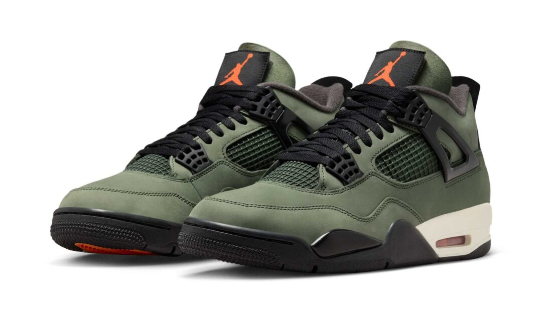 シューズ(男性用) UNDEFEATED Nike Air Jordan 4 Deep Green This is not a drill: the Undefeated x Air Jordan 4 is back