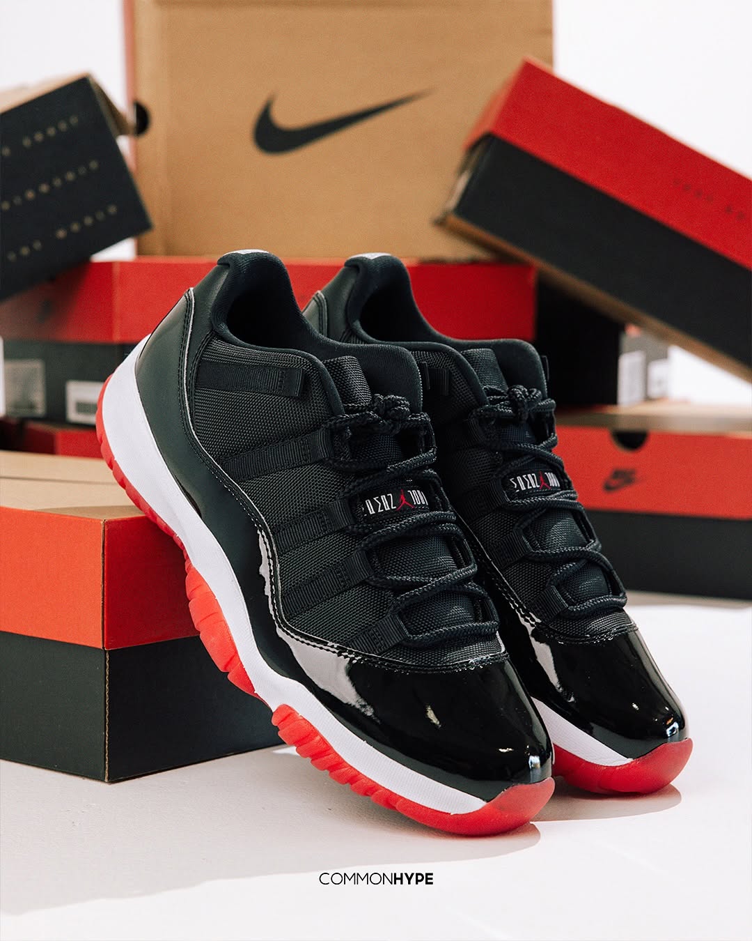 【2025年 4/26 発売】NIKE AIR JORDAN 11 LOW “Bred” (ナイキ エア ジョーダン 11 ロー “ブレッド”) [FV5104-006]