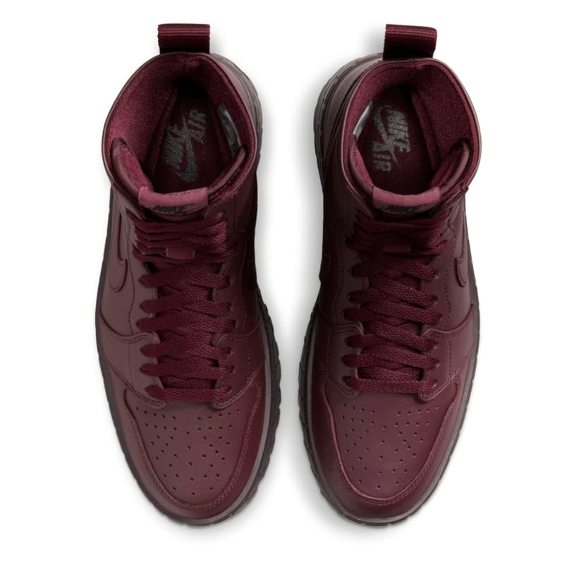 【2024年 7/26 発売予定】NIKE WMNS AIR JORDAN 1 HIGH BROOKLYN “Burgundy Crush” (ナイキ ウィメンズ ナイキ エア ジョーダン 1 ハイ ブルックリン “バーガンディクラッシュ”) [FJ5737-600]