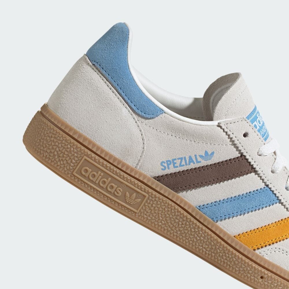【2024年 6/13 発売】adidas Originals HANDBALL SPEZIAL “White/Light Blue/Earth Stratos” (アディダス オリジナルス ハンドボール スペツィアル “ホワイト/ライトブルー/アースストレータ”) [IG1975]