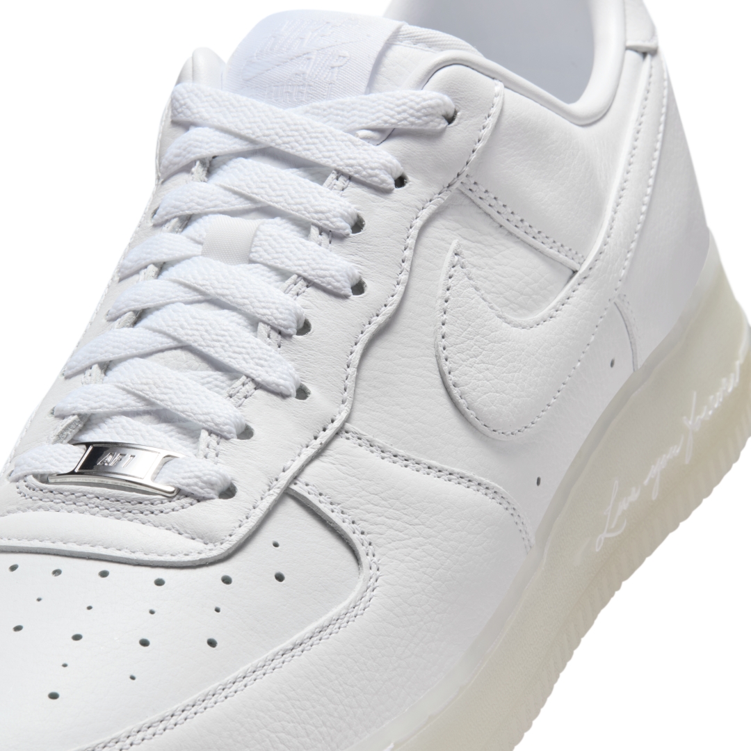 【2025年 12/11 発売予定】DRAKE x NIKE AIR FORCE 1 LOW SP “WHITE/COBALT TINT” (ドレイク × ナイキ エア フォース 1 ロー “ホワイト/コバルトティント”) [CZ8065-101]