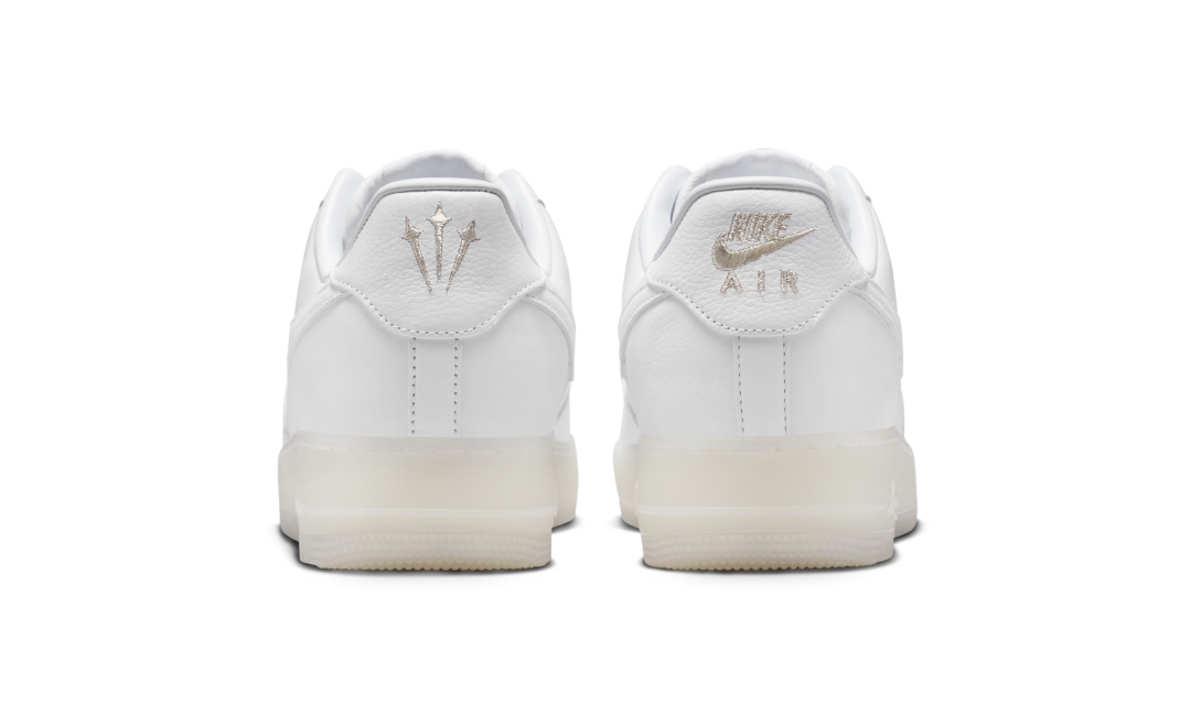 【2025年 12/11 発売予定】DRAKE x NIKE AIR FORCE 1 LOW SP “WHITE/COBALT TINT” (ドレイク × ナイキ エア フォース 1 ロー “ホワイト/コバルトティント”) [CZ8065-101]