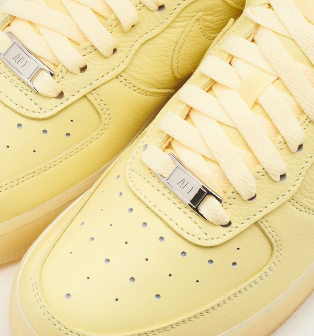 【2024年 12/27 発売】DRAKE x NIKE AIR FORCE 1 LOW SP “Citron Tint” (ドレイク × ナイキ エア フォース 1 ロー “シトロンティント”) [CZ8065-800]