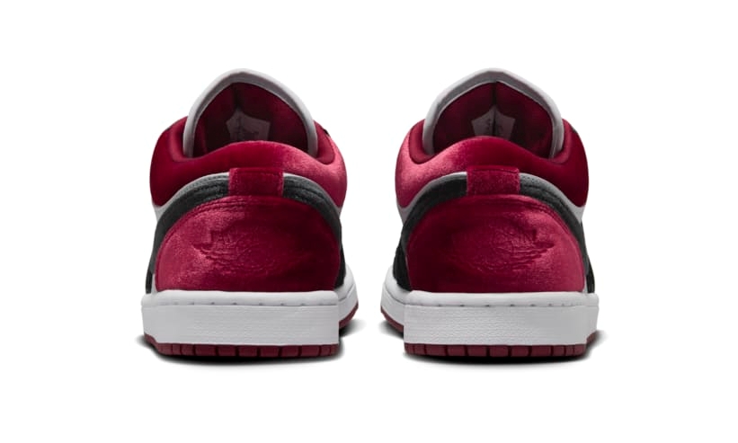 【国内 2024年 10/14 発売】NIKE AIR JORDAN 1 LOW SE “Velvet/Black/Gym Red” (ナイキ エア ジョーダン 1 ロー “ベルベット/ブラック/ジムレッド”)  [FZ3242-001]