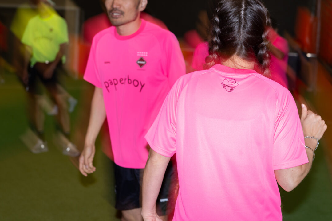 F.C.Real Bristol × paperboy コラボアイテムが国内 2024年 8/9 発売 (F.C.R.B. ペーパーボーイ)
