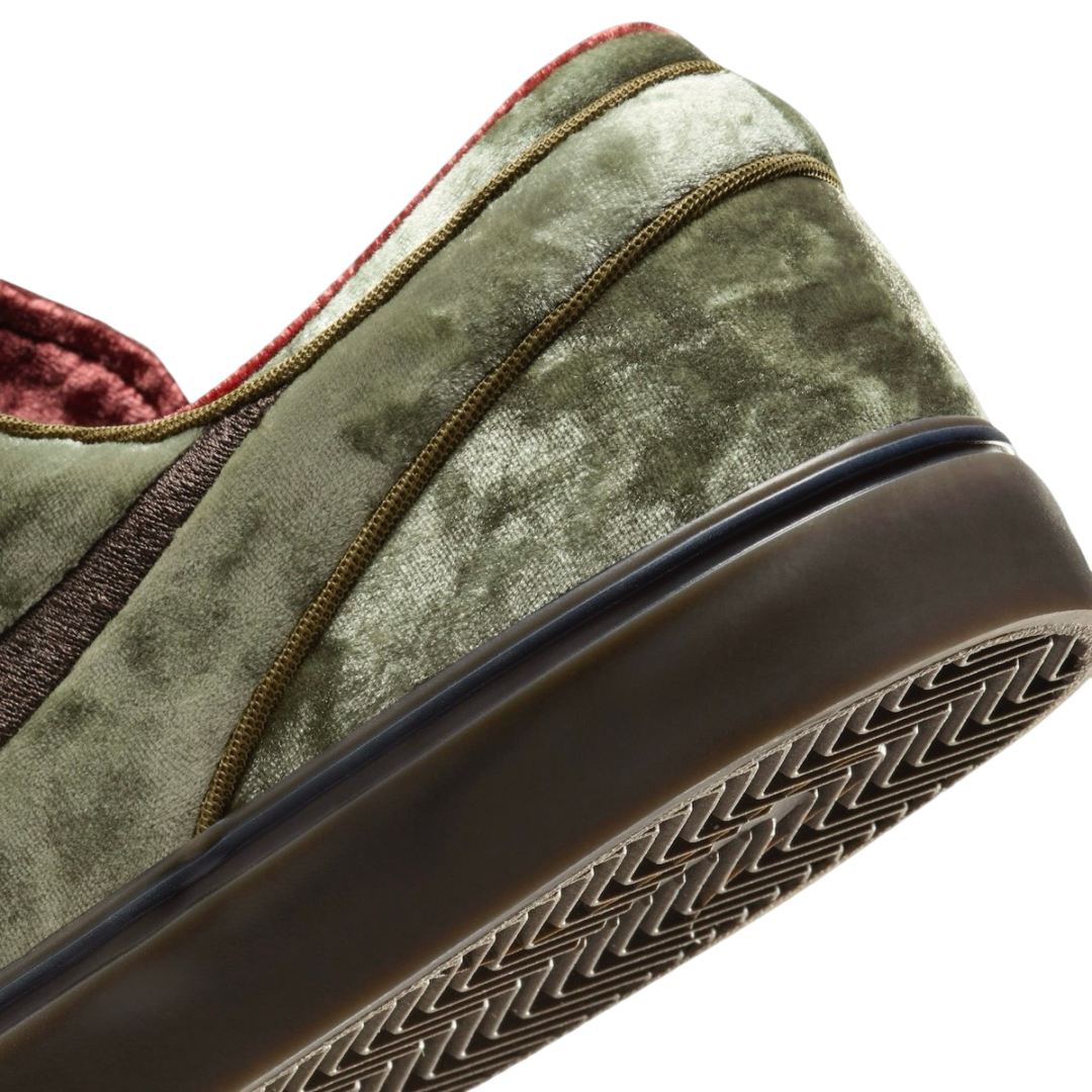 【2024年 9/30 発売】NIKE SB ZOOM JANOSKI OG+ SE “City Of Cinema” (ナイキ SB ズーム ジャノスキ “シティ オブ シネマ”) [FZ1302-200]
