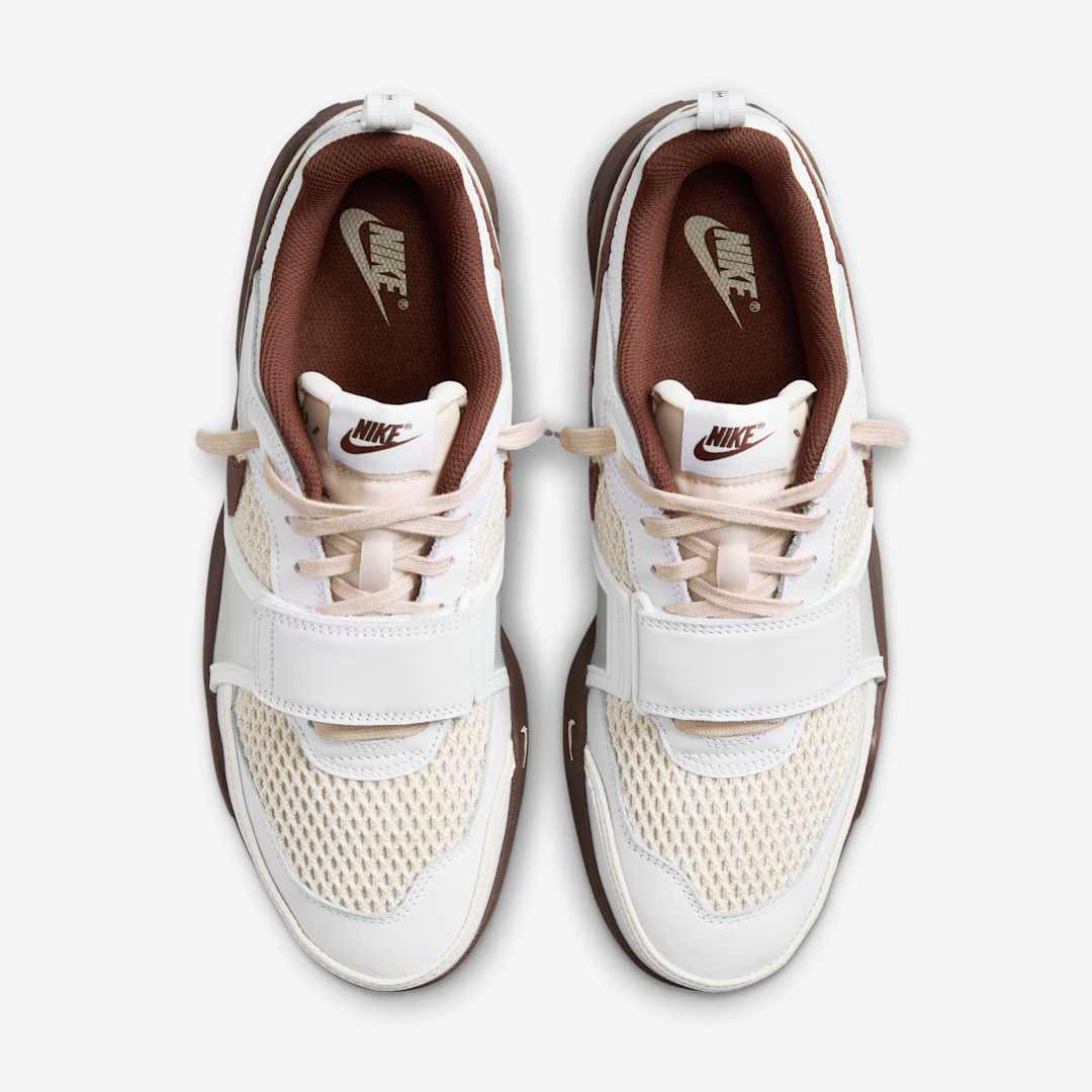 【国内 2025年 1/31 発売】Travis Scott × NIKE ZOOM FIELD JAXX “White/Light Chocolate” (トラビス・スコット ナイキ ズーム フィールド ジャックス “ホワイト/ライトチョコレート”) [HQ3073-100]