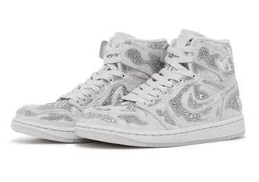 【2026年 春 発売予定】Swarovski × NIKE AIR JORDAN 1 HIGH OG (スワロフスキー ナイキ エア ジョーダン 1 ハイ OG) [HF6248-002]