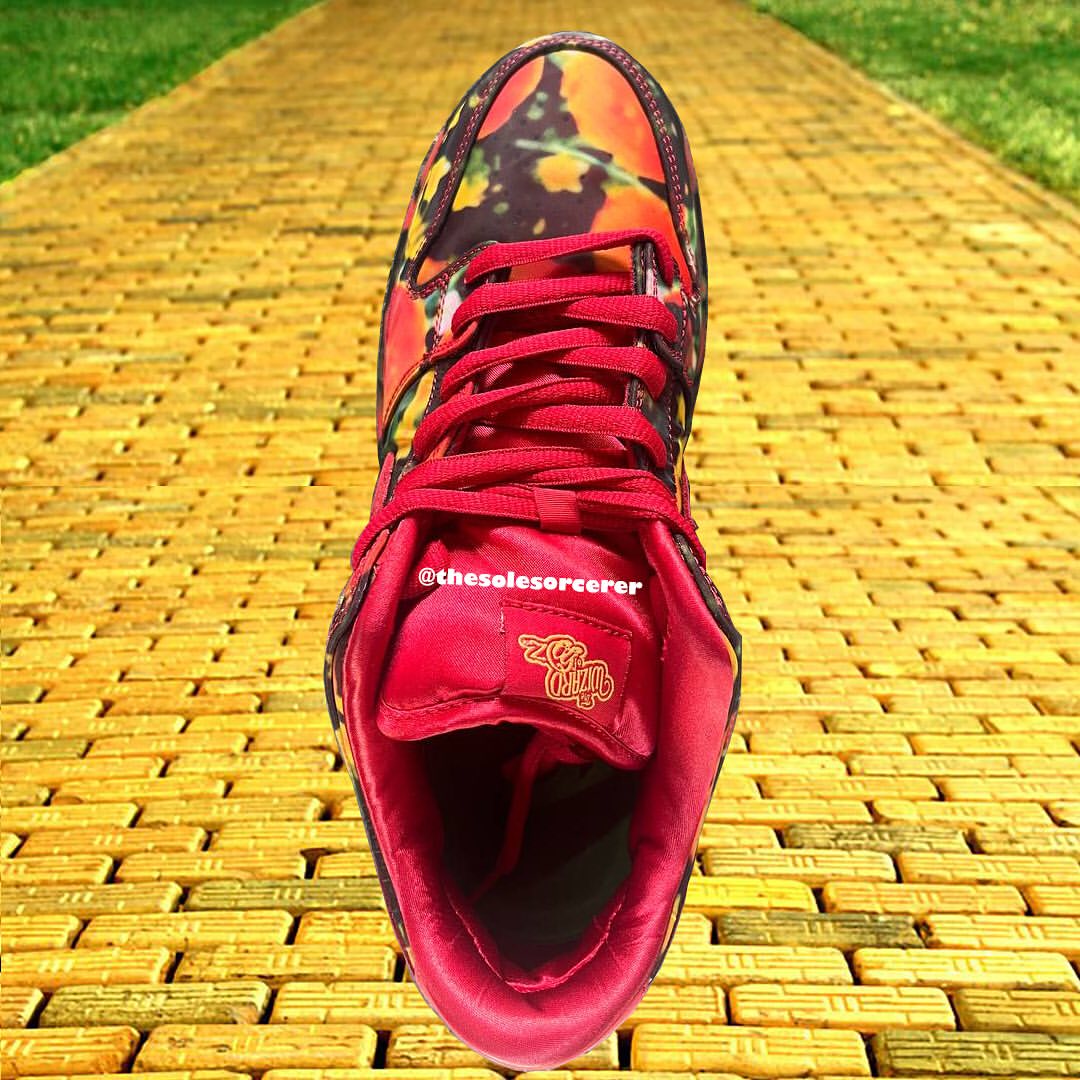 【2024年 12/19 & 12/23 発売】オズの魔法使い × NIKE SB DUNK LOW PRO QS (THE WIZARD OF OZ ナイキ ダンク ロー プロ) [FZ1291-600]