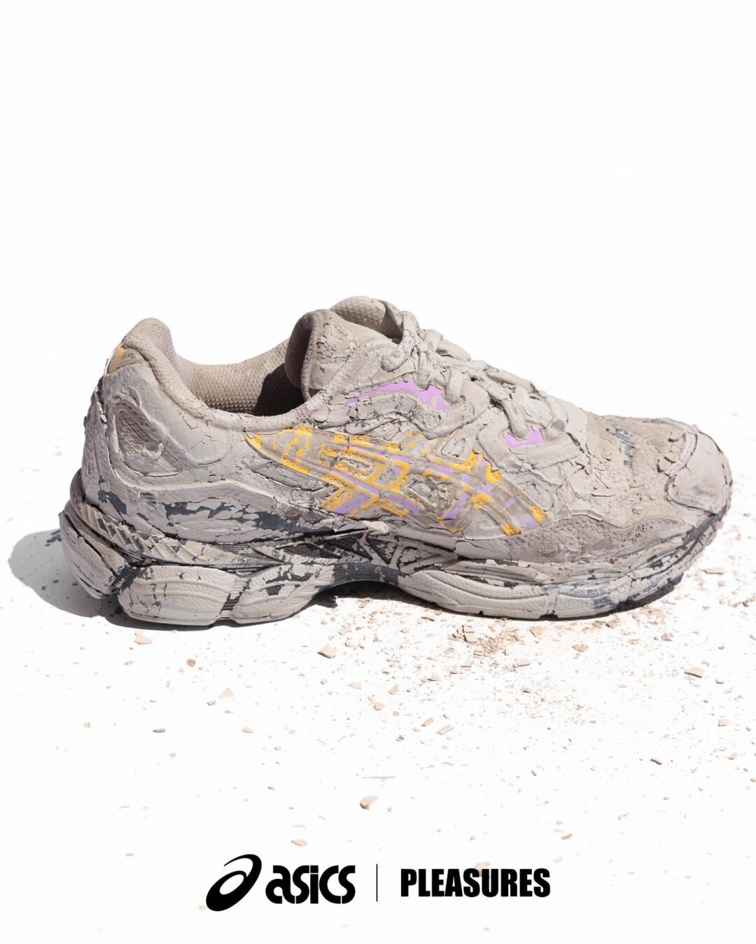 国内 2024年 10/18 発売】PLEASURES x ASICS GEL-NYC “Pink