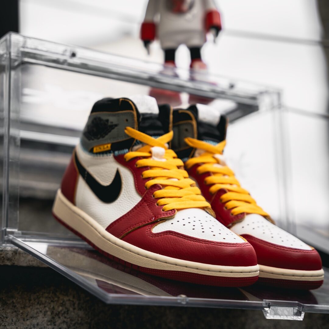 【国内 2025年 3/18 発売】UNION × NIKE AIR JORDAN 1 RETRO HIGH OG SP GH “Varsity Red” (ユニオン ナイキ エア　ジョーダン レトロ ハイ “バーシティレッド”) [HV8563-600]