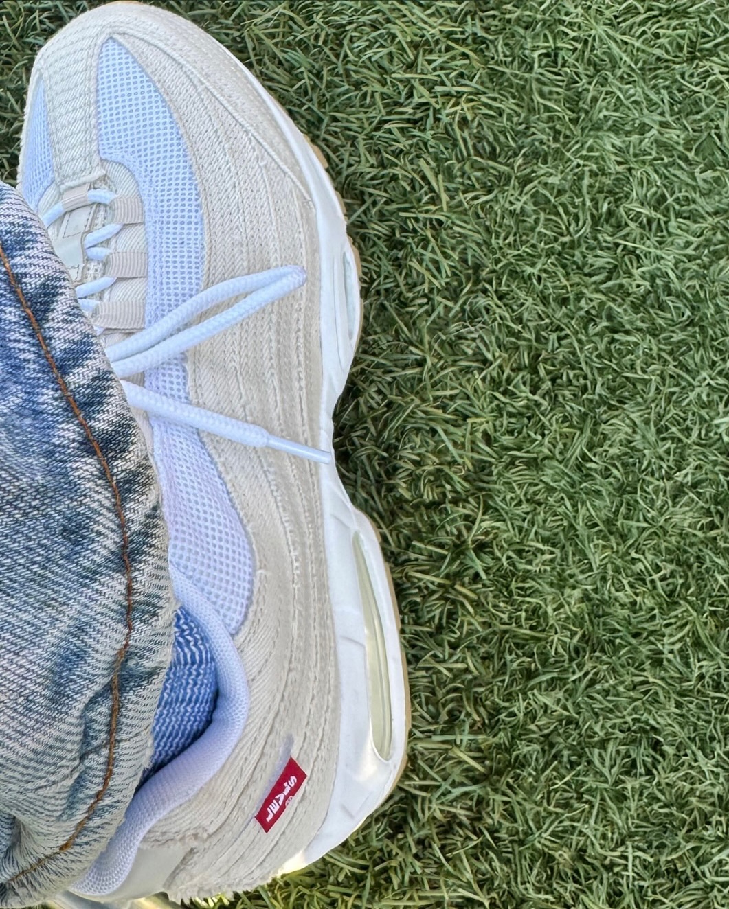 【2025年 7/10 & 7/11 発売】Levi’s × NIKE AIR MAX 95 (リーバイス ナイキ エア マックス 95) [HM4743-001/HM4743-100/HM4743-400]]