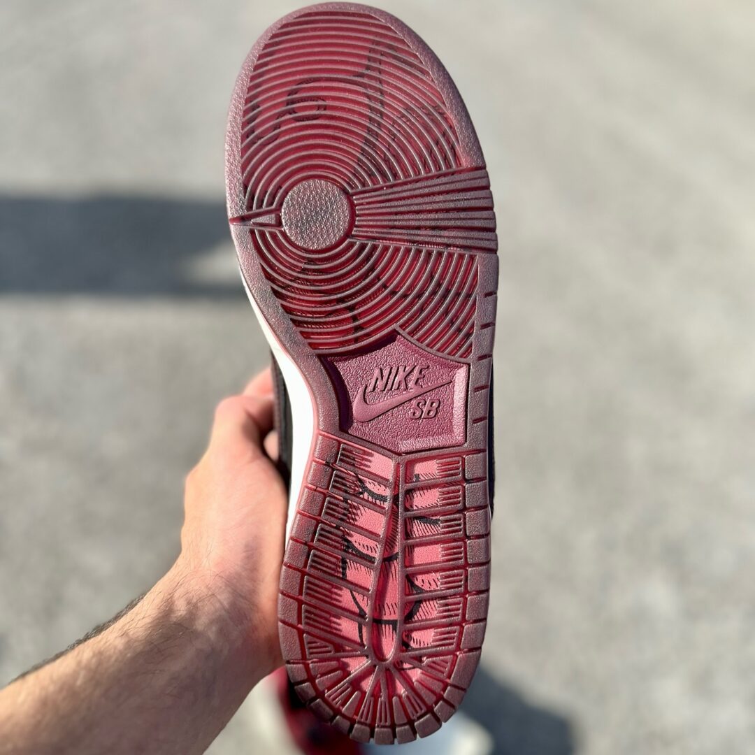 【国内 2025年 1/22 & 1/24 発売】Riot Skateshop × NIKE SB DUNK LOW (ライオットスケートショップ ナイキ ダンク ロー) [FZ1289-200]