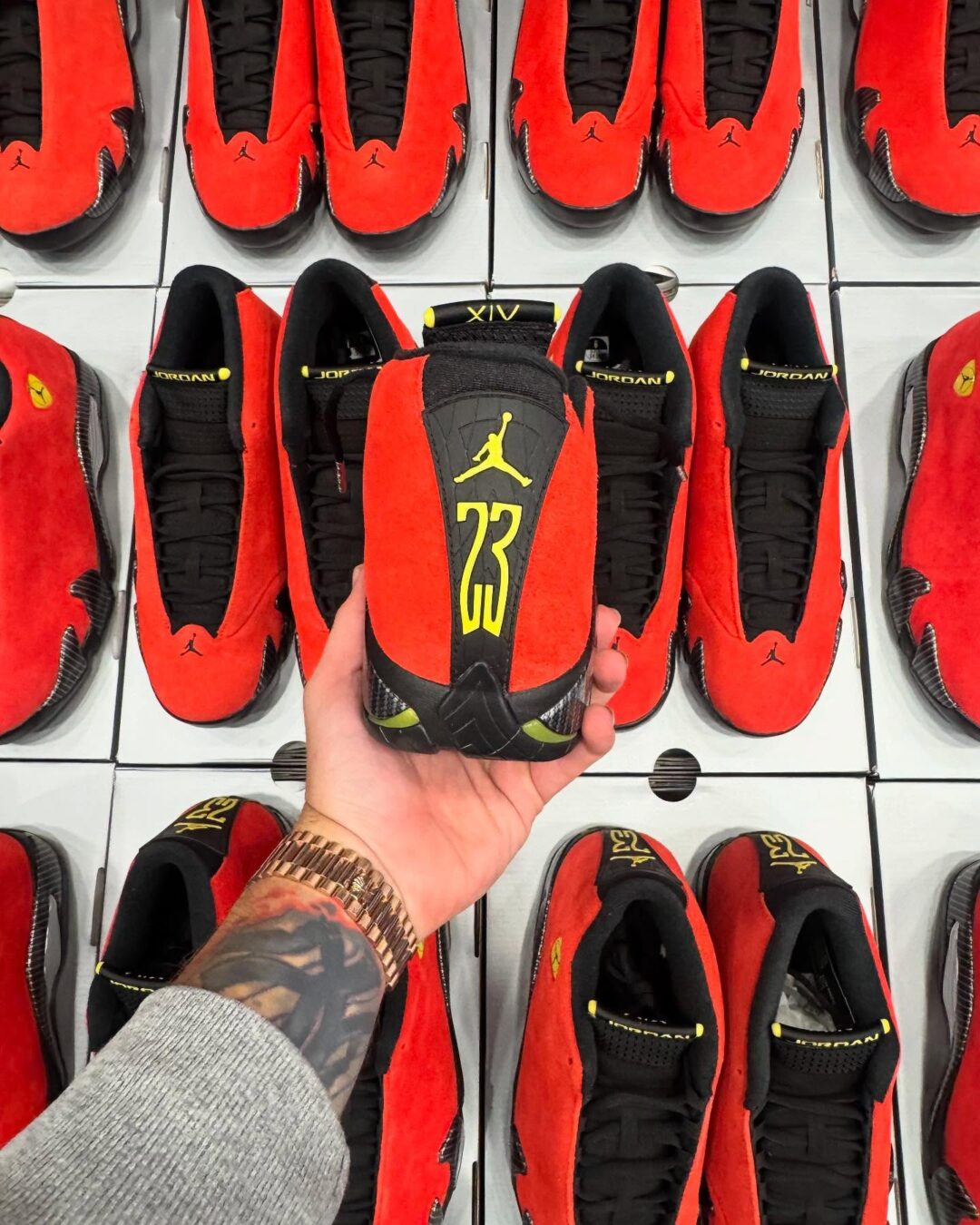 【2025年 6/11 発売】NIKE AIR JORDAN 14 “Ferrari” (ナイキ エア ジョーダン 14 “フェラーリ”) [IF5015-600]