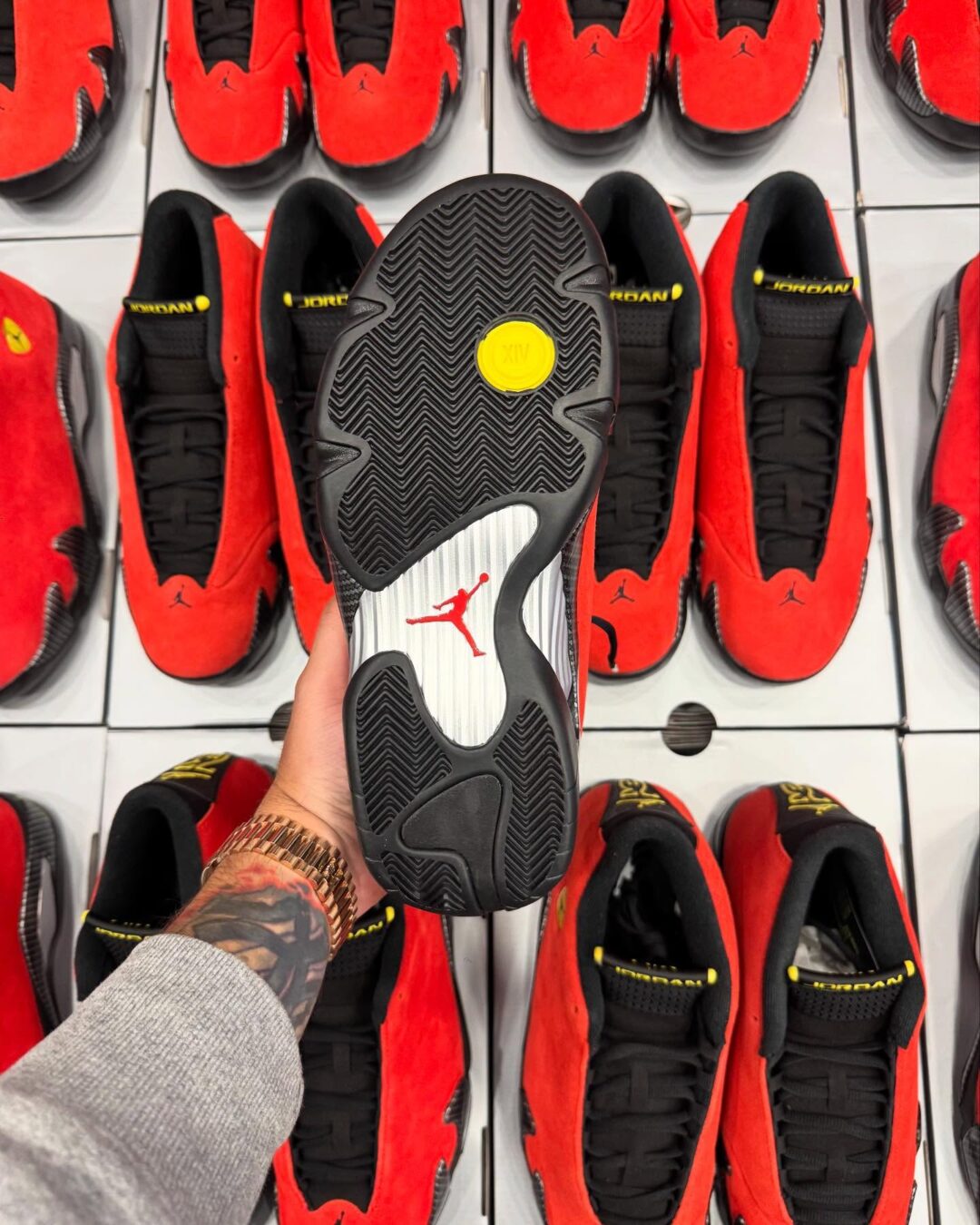 【2025年 6/11 発売】NIKE AIR JORDAN 14 “Ferrari” (ナイキ エア ジョーダン 14 “フェラーリ”) [IF5015-600]