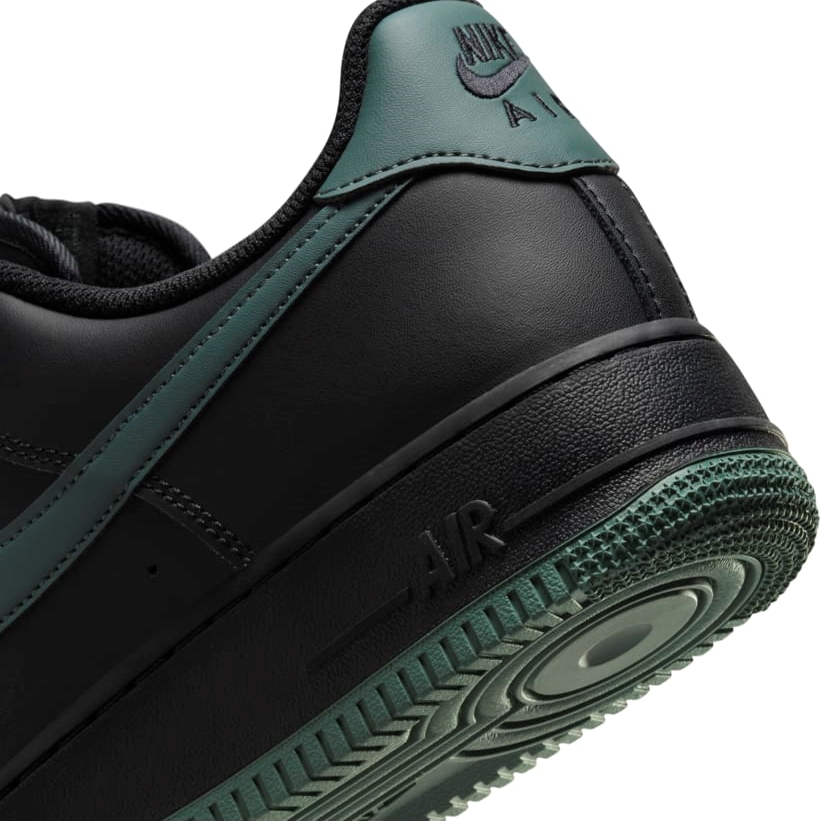 【2024年 11/2 発売】NIKE AIR FORCE 1 LOW “Black/Vintage Green” (ナイキ エア フォース 1 ロー “ブラック/ビンテージグリーン”) [FJ4146-001]