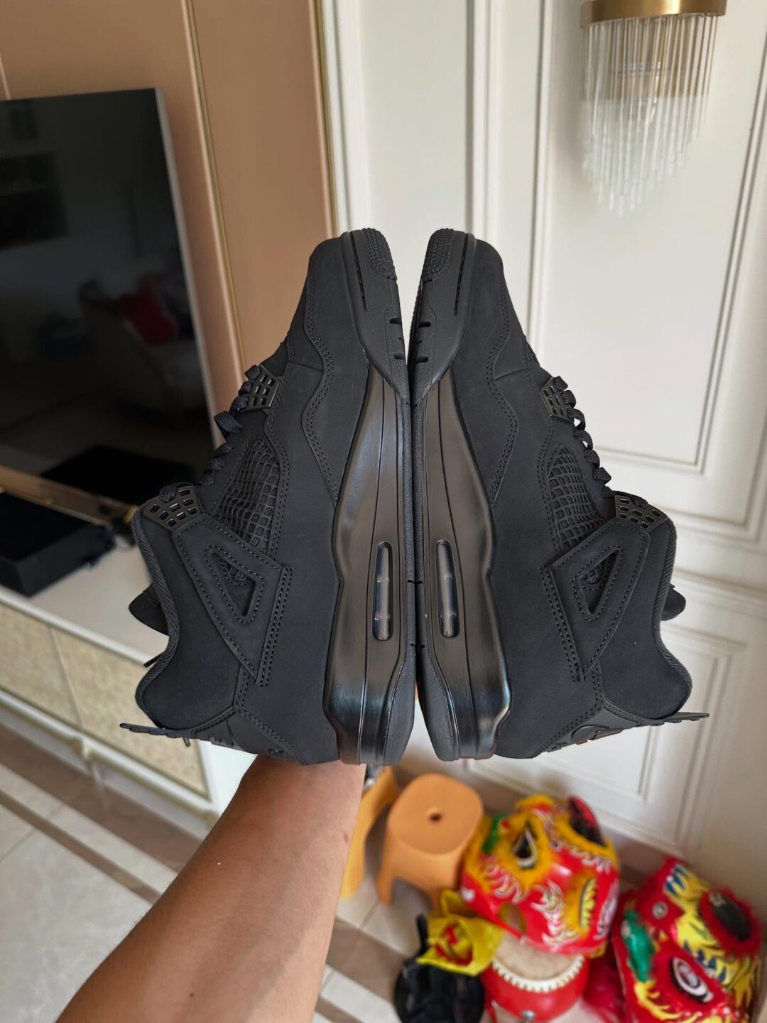 【2025年 11/28 復刻予定】NIKE AIR JORDAN 4 RETRO “Black Cat/Black/Light Graphite” (ナイキ エア ジョーダン 4 レトロ “ブラックキャット/ブラック/ライトグラファイト”) [FV5029-010]