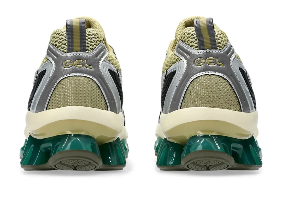 【2024年 10/17 発売】ASICS GEL-QUANTUM KINETIC “Kahki/Silver” (アシックス ゲルクォンタム キネティック) [1203A270.252]