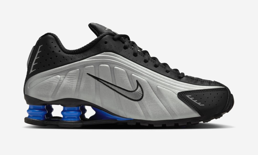【国内 2024年 10/15 発売】NIKE SHOX R4 “Black/Metallic Silver/Racer Blue” (ナイキ ショックス “ブラック/シルバー/ブルー”) [AR3565-006]
