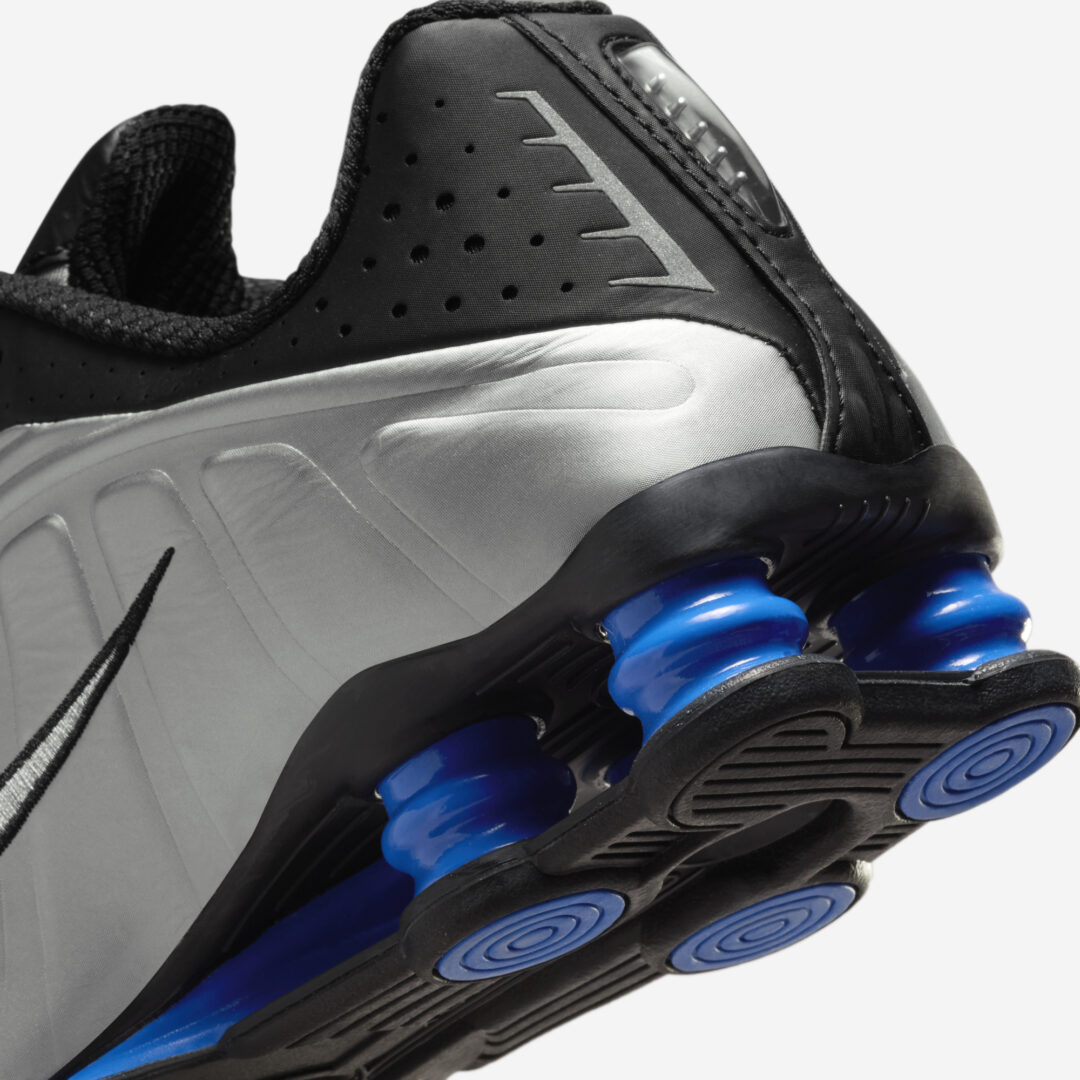 【国内 2024年 10/15 発売】NIKE SHOX R4 “Black/Metallic Silver/Racer Blue” (ナイキ ショックス “ブラック/シルバー/ブルー”) [AR3565-006]