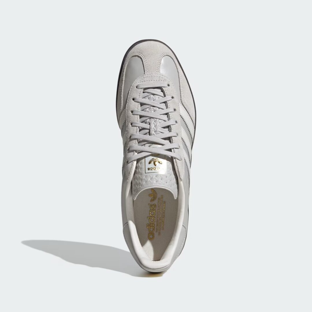 【2024年 10/4 発売】URBAN RESEARCH × adidas Originals GAZELLE INDOOR “Grey One/Core White/Gum” (アディダス オリジナルス ガゼル インドア “クリアスカイ/ローズトーン/ガム”) [JH8838]