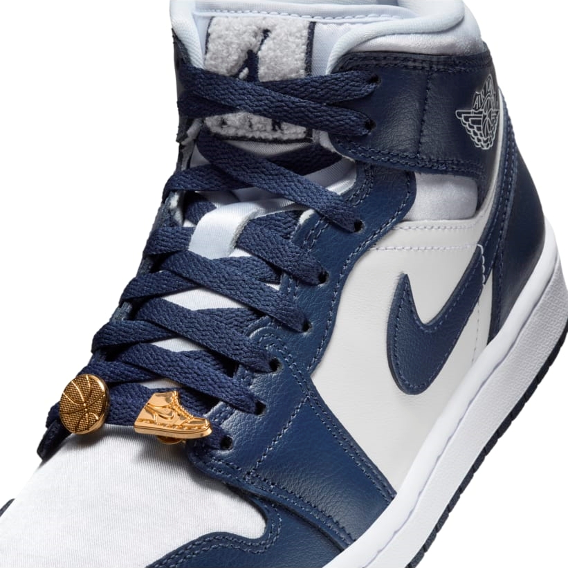 【2024年 10/12 発売】NIKE AIR JORDAN 1 MID “Football Grey/Midnight Navy” (ナイキ ジョーダン 1 ミッド “フットボールグレー/ミッドナイトネイビー”) [FZ8777-044]