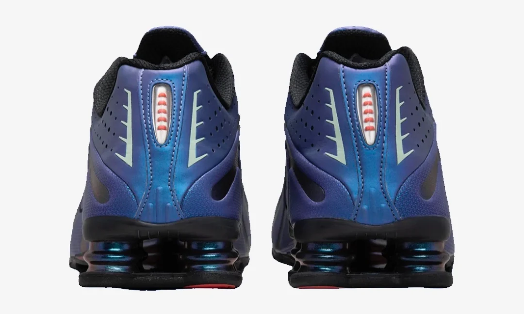 【2024年 11/1 発売】NIKE SHOX R4 “Iridescent Blue” (ナイキ ショックス “イリディセントブルー”) [HQ3446-001]