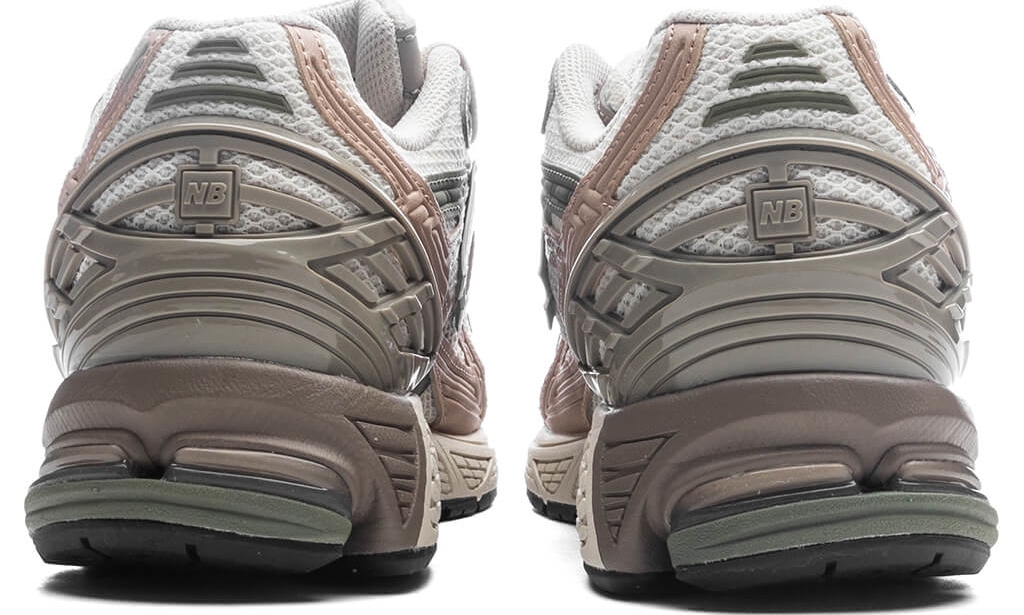 【2024年 10/18 発売】New Balance M1906 NE UTILITY “Linen/Dark Olivine” (ニューバランス) [M1906NE]