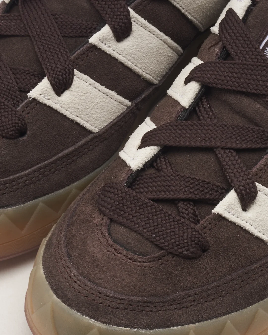【2024年 発売】adidas Originals ADIMATIC “Dark Brown” (アディダス オリジナルス アディマティック “ダークブラウン”) [ID3947]