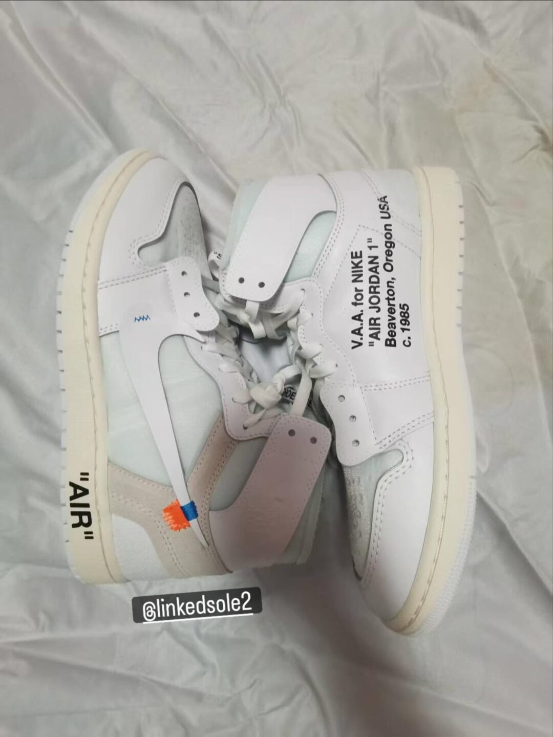 【2026年 3/28 発売予定】OFF-WHITE × NIKE AIR JORDAN 1 RETRO HIGH OG “Alaska” (オフホワイト ナイキ エア ジョーダン 1 レトロ ハイ “アラスカ”) [AA3834-100]