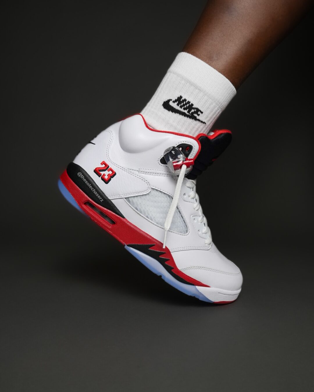 2025年 9/13 発売予定】NIKE AIR JORDAN 5 “Fire Red/Black