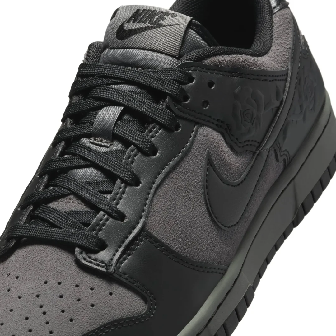 【2025年 1/6 発売】NIKE DUNK LOW “Rose Embossed/Black/Iron Grey” (ナイキ ダンク ロー “ローズエンボス/ブラック/アイアングレー”) [HF1986-001]