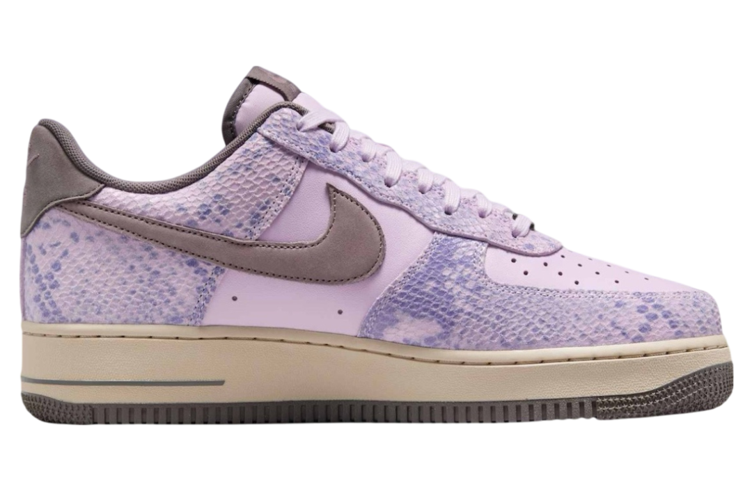【2025年 1/1 発売】NIKE AIR FORCE 1 LOW “Purple Snakeskin” (ナイキ エア フォース 1 ロー “パープルスネークスキン”) [HF2898-500]