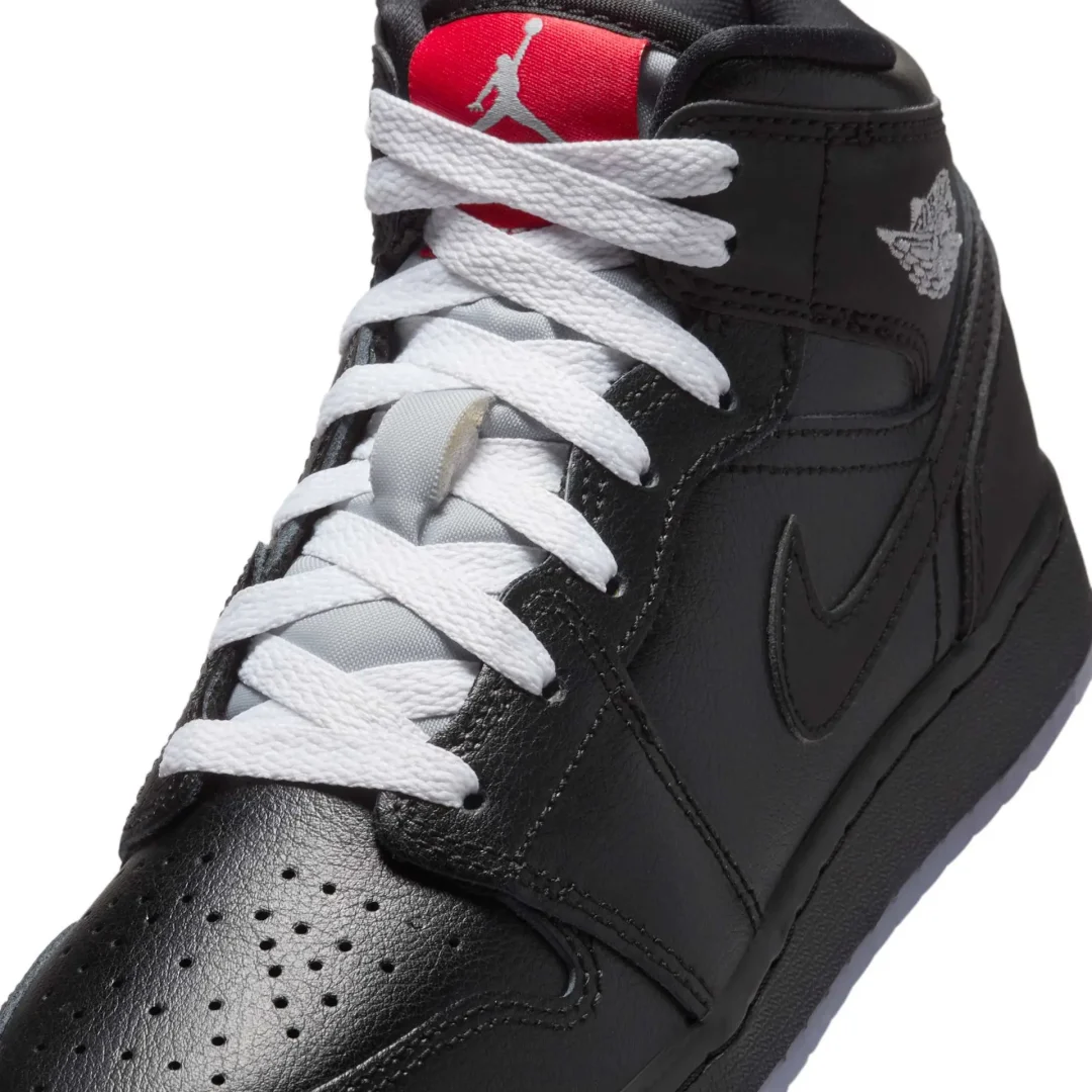 【2025年 2/15 発売予定】NIKE AIR JORDAN 1 MID “Black Metallic Reimagined” (ナイキ エア ジョーダン 1 ミッド “ブラックメタリック リイマジンド”) [HV5177-010]