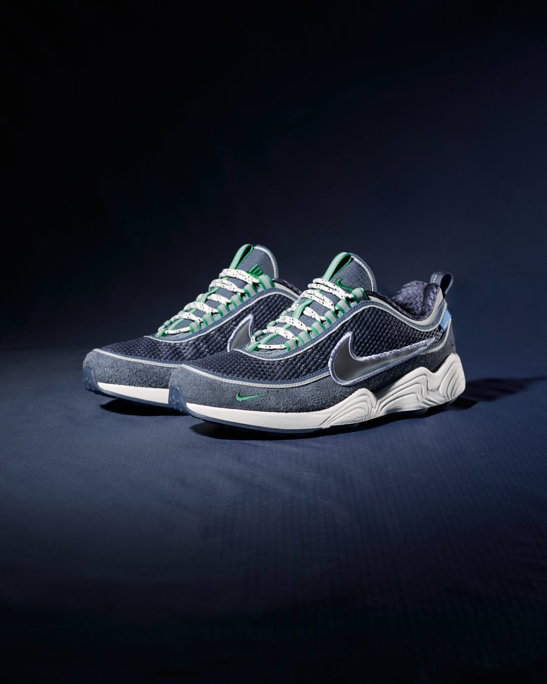 【2025年 2/22 & 3/22 発売】UNDEFEATED × AIR ZOOM SPIRIDON “Phantom/Cargo Khaki/Thunder Blue” (アンディフィーテッド ナイキ エア ズーム スピリドン “ファントム/カーキ/サンダーブルー”) [HV4847-001/HV4847-300/HV4847-400]