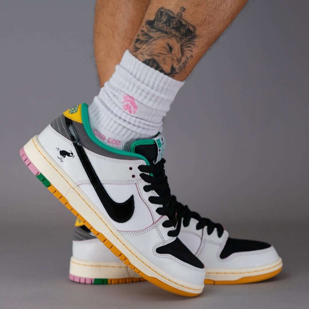 【2025年 5/1 & 5/3 発売】College Skateboarding Educational Foundation {CSEF} × NIKE SB DUNK LOW PRO QS (カレッジ スケートボーディング エデュケーショナル ファウンデーション ナイキ ダンク ロー) [HJ4132-100]