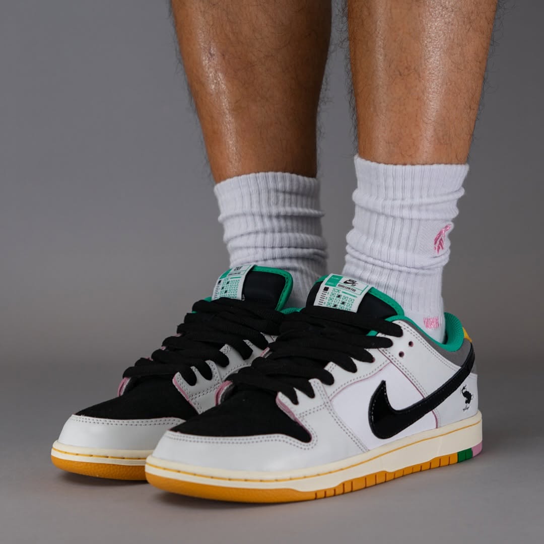 【2025年 5/1 & 5/3 発売】College Skateboarding Educational Foundation {CSEF} × NIKE SB DUNK LOW PRO QS (カレッジ スケートボーディング エデュケーショナル ファウンデーション ナイキ ダンク ロー) [HJ4132-100]