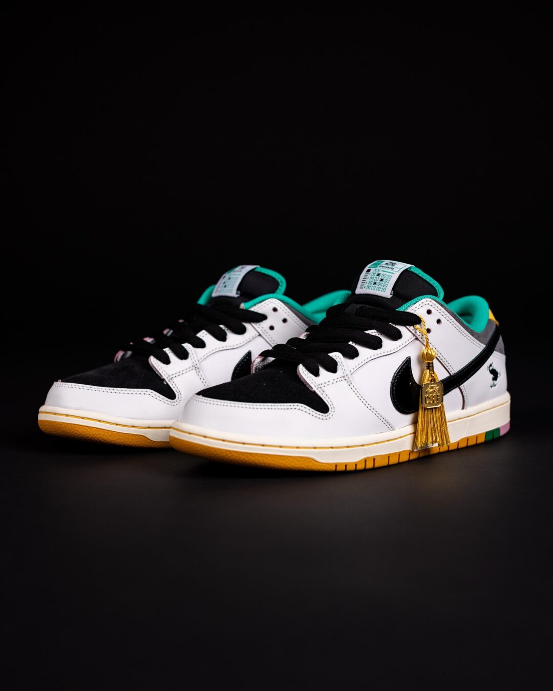 【2025年 5/1 & 5/3 発売】College Skateboarding Educational Foundation {CSEF} × NIKE SB DUNK LOW PRO QS (カレッジ スケートボーディング エデュケーショナル ファウンデーション ナイキ ダンク ロー) [HJ4132-100]
