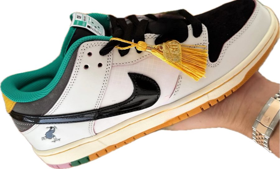 【2025年 5/1 & 5/3 発売】College Skateboarding Educational Foundation {CSEF} × NIKE SB DUNK LOW PRO QS (カレッジ スケートボーディング エデュケーショナル ファウンデーション ナイキ ダンク ロー) [HJ4132-100]
