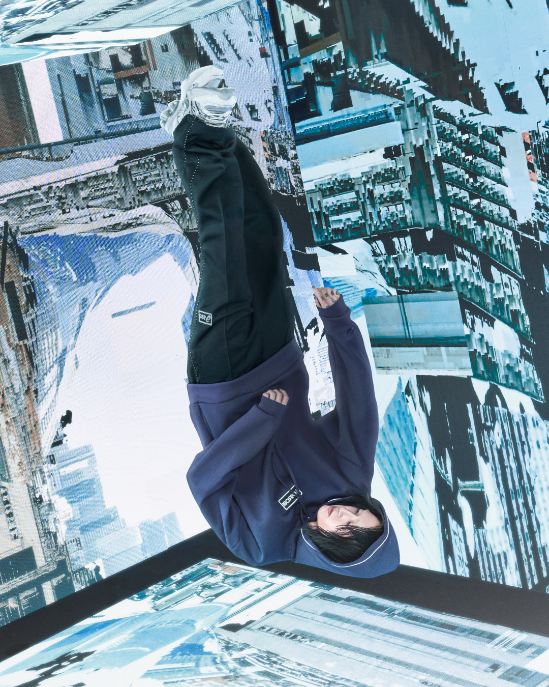 【2026年 3/19 発売】ASICS × YOASOBI GEL-KINETIC FLUENT Y (アシックス ヨアソビ) [1203A837.001/1203A837.020]