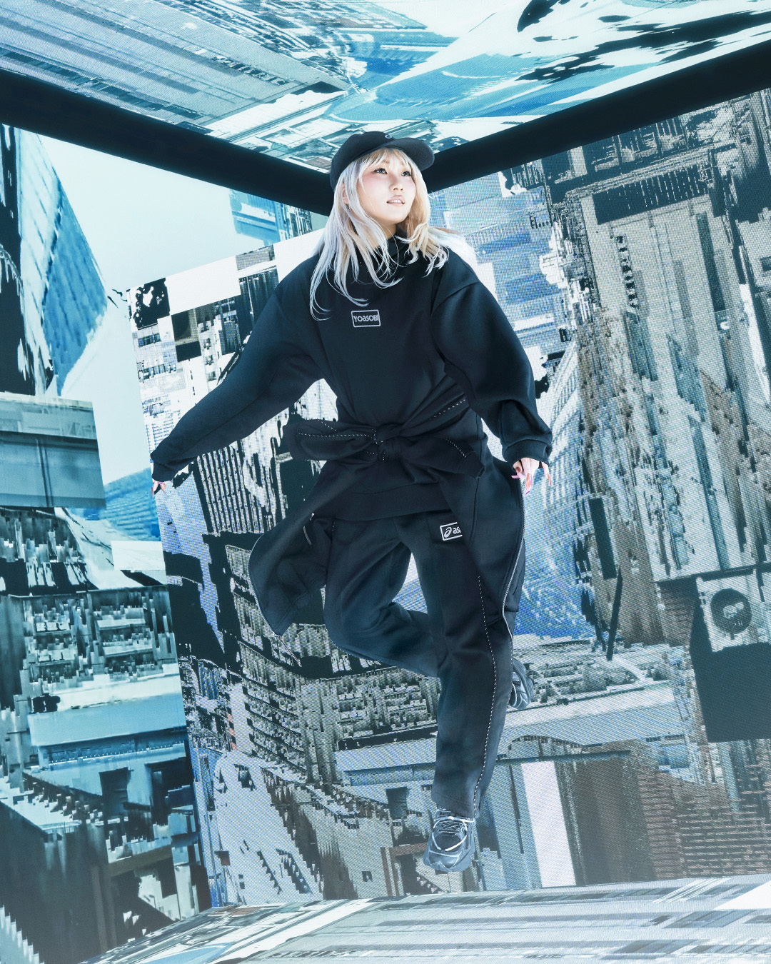 【2026年 3/19 発売】ASICS × YOASOBI GEL-KINETIC FLUENT Y (アシックス ヨアソビ) [1203A837.001/1203A837.020]